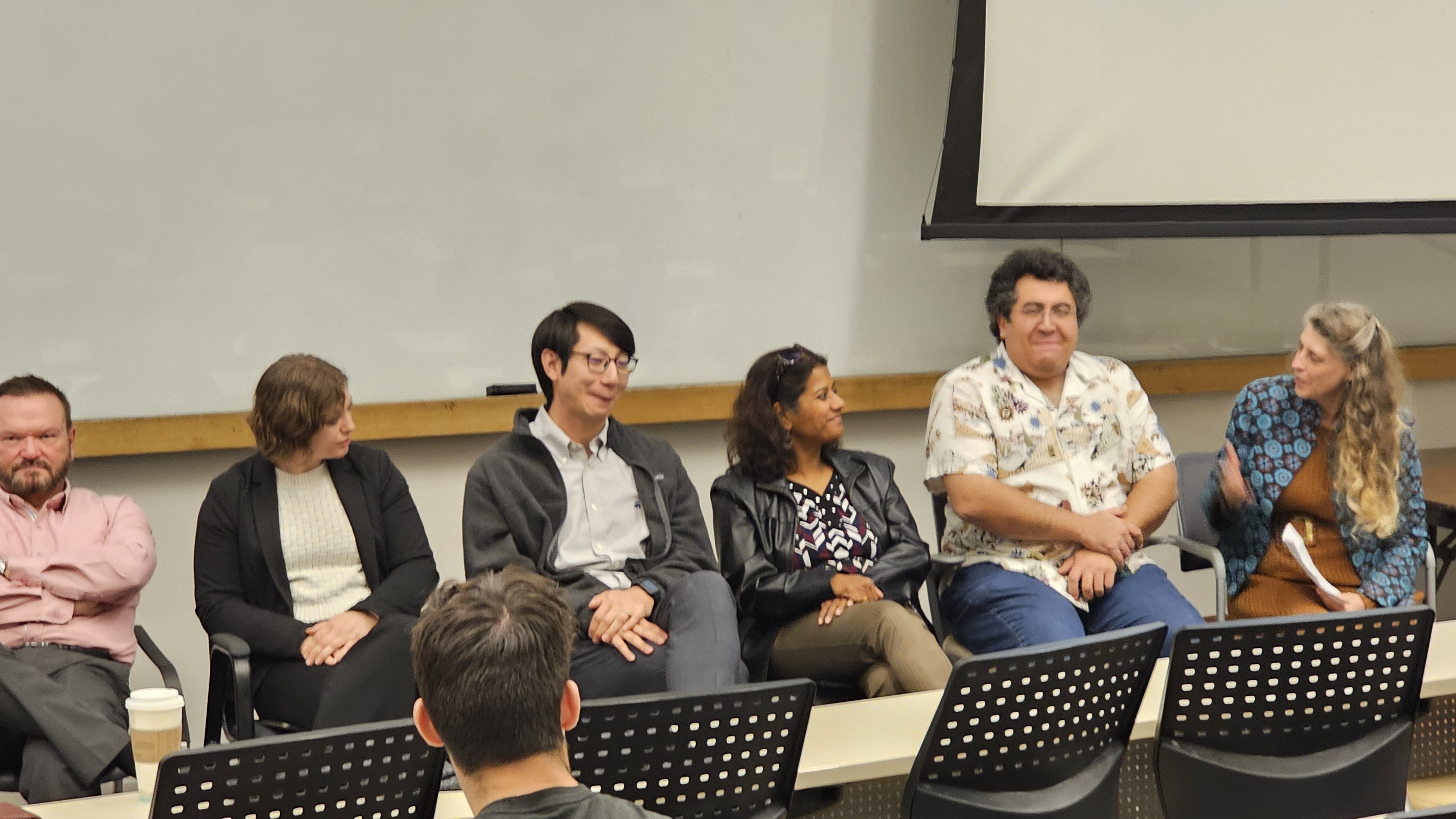 Discussion with Early-stage Accelerator winners