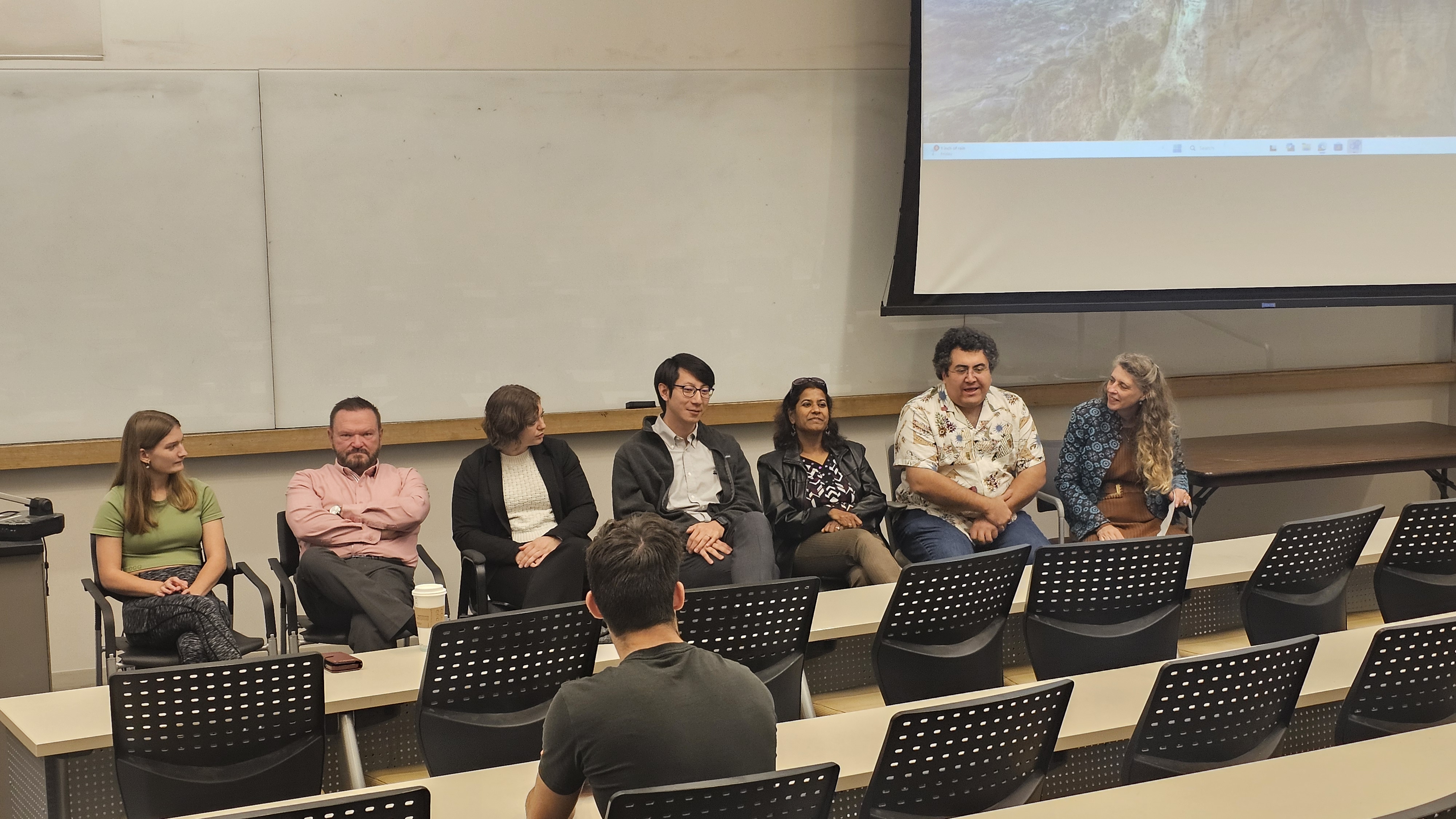 Discussion with Early-stage Accelerator winners